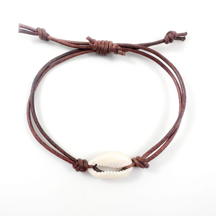 Leren armbandje met kauri schelp